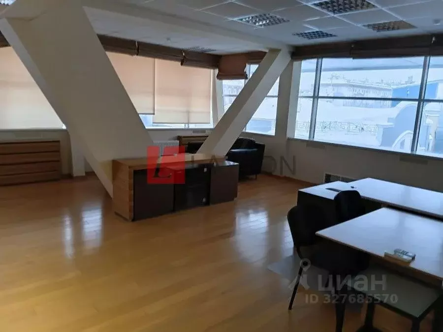 Офис в Москва Цветной бул., 22С1 (474 м) - Фото 1