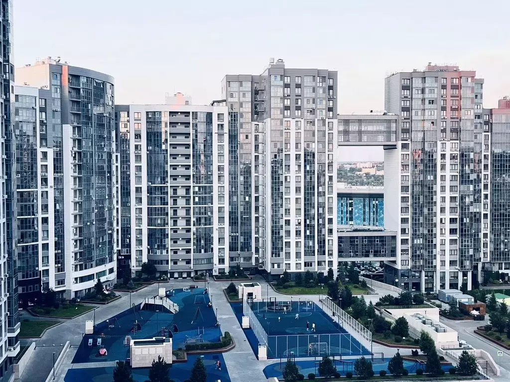 4-к. квартира, 130 м, 6/15 эт. - Фото 0