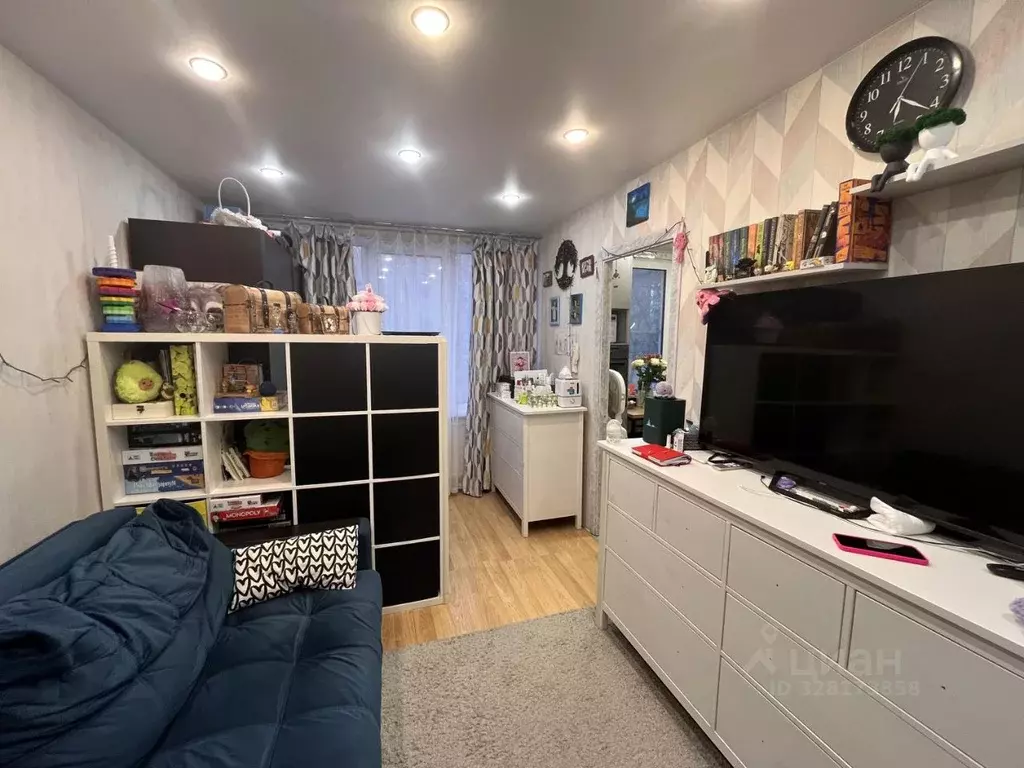 3-к кв. Санкт-Петербург, Санкт-Петербург, Колпино Пролетарская ул., 81 ... - Фото 2