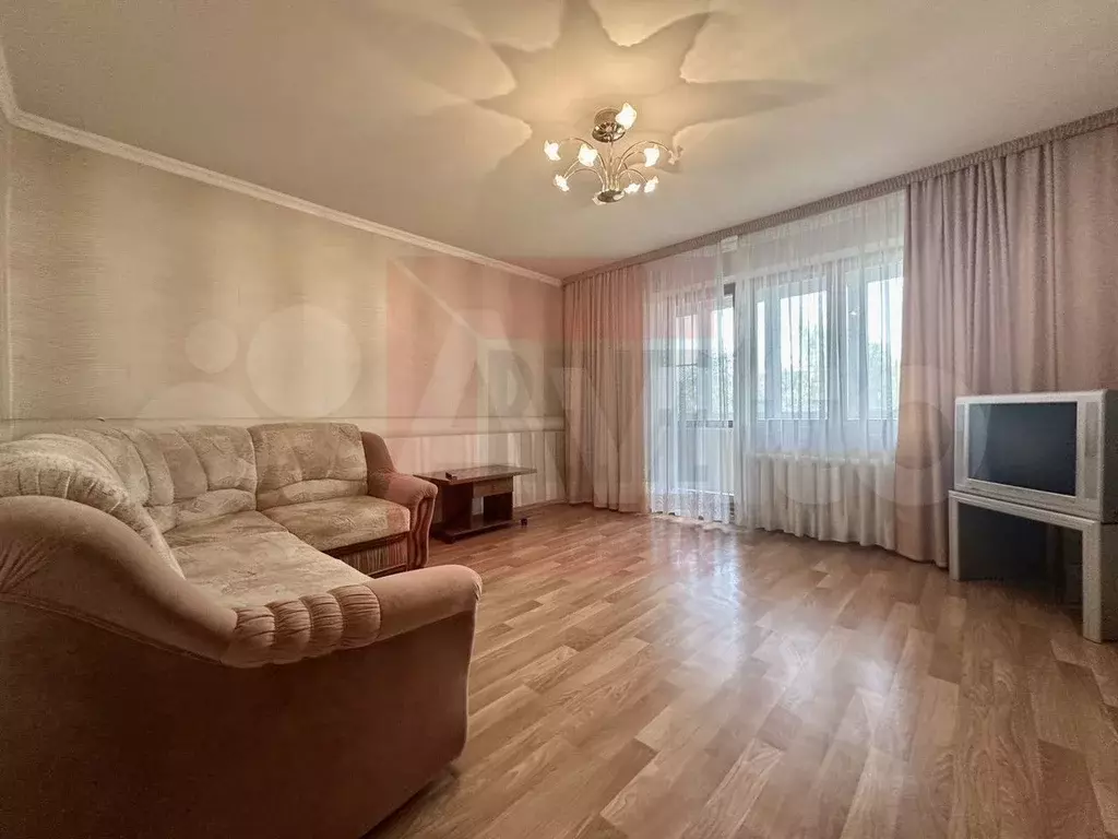 3-к. квартира, 82 м, 4/9 эт. - Фото 0