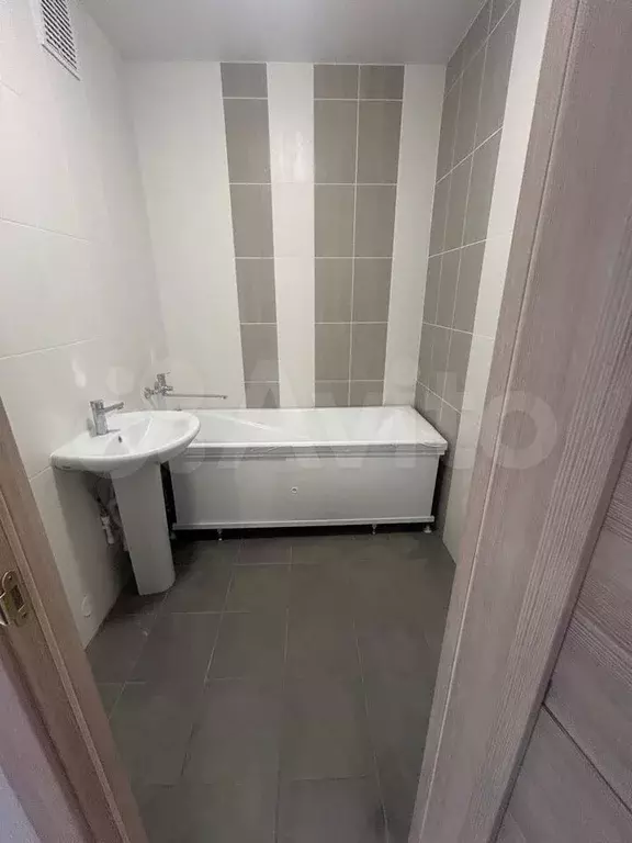 1-к. квартира, 35,4 м, 6/17 эт. - Фото 0
