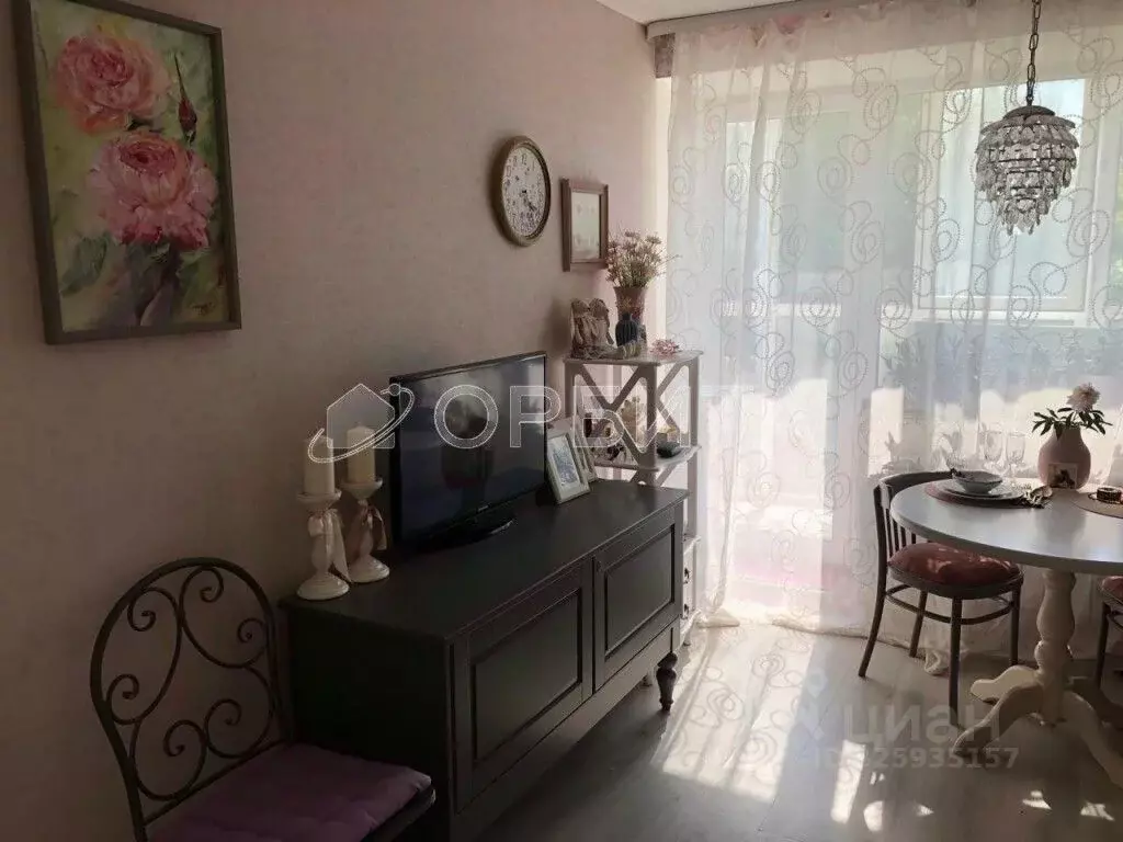 2-к кв. Тюменская область, Тюмень Депутатская ул., 129 (46.2 м) - Фото 2