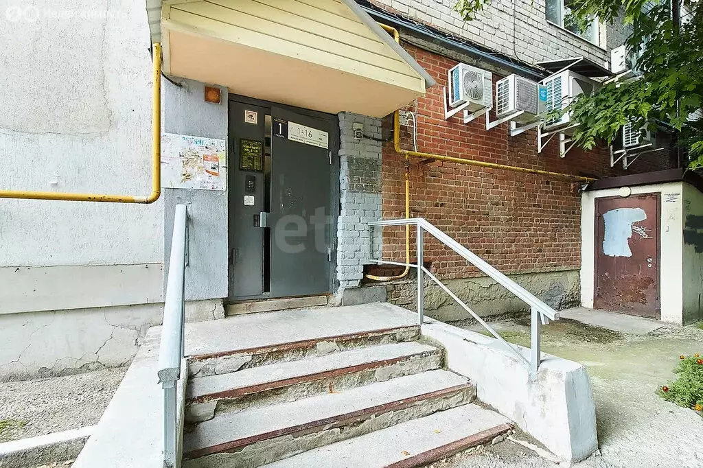 2-комнатная квартира: Тюмень, Одесская улица, 63 (39.9 м) - Фото 1