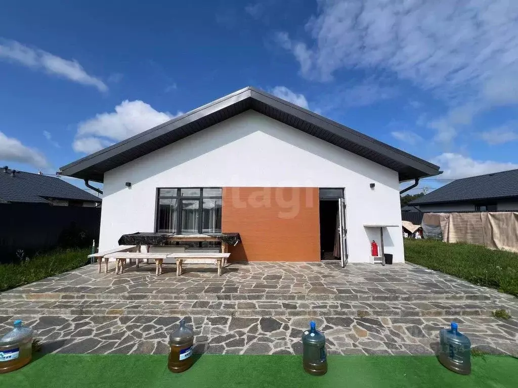 Дом в Тюменская область, Тюменский муниципальный округ, д. Решетникова ... - Фото 1