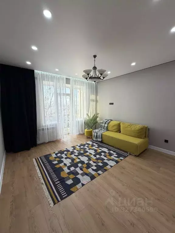 3-к кв. Самарская область, Самара ул. Максима Горького, 115 (60.8 м) - Фото 1