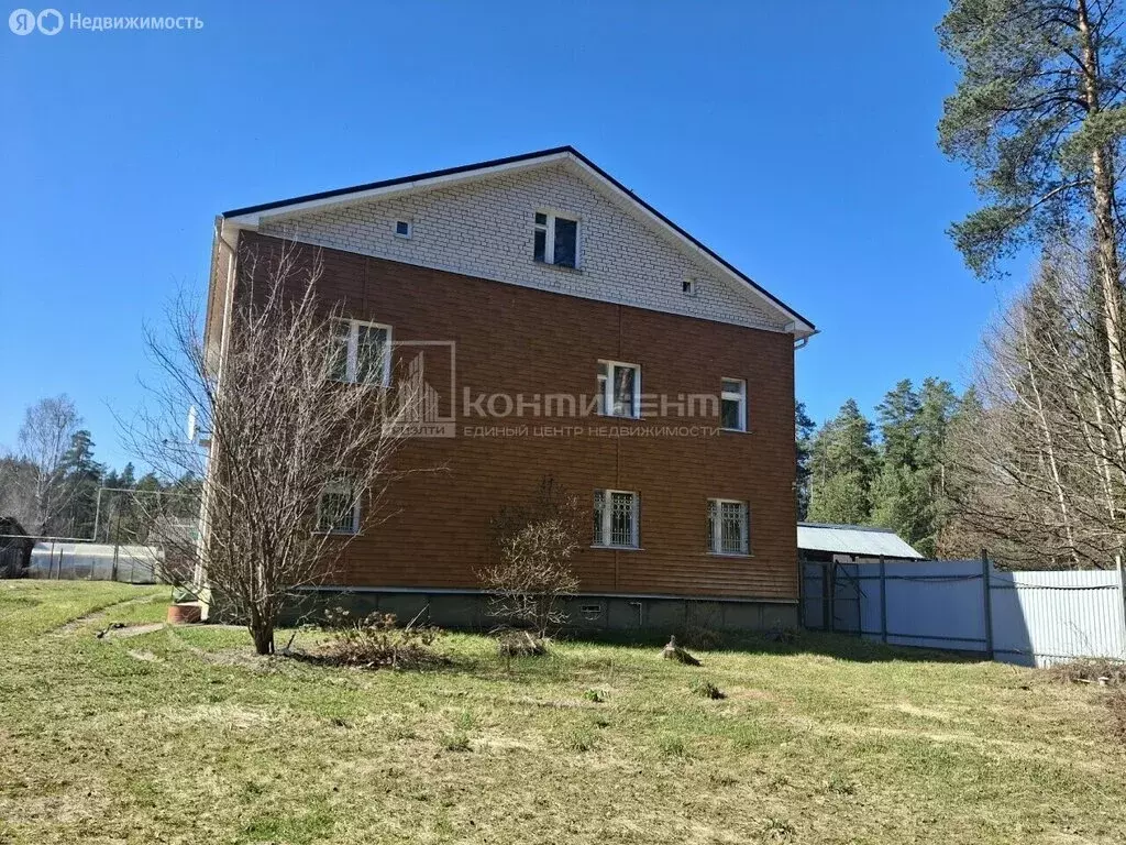 Дом в Одинцовский городской округ, деревня Бушарино, 6Б (461 м) - Фото 1