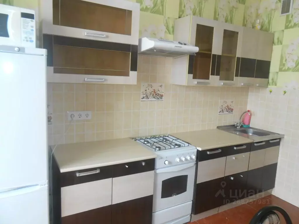 2-к кв. Астраханская область, Астрахань ул. Бориса Алексеева, 32 (60.0 ... - Фото 2