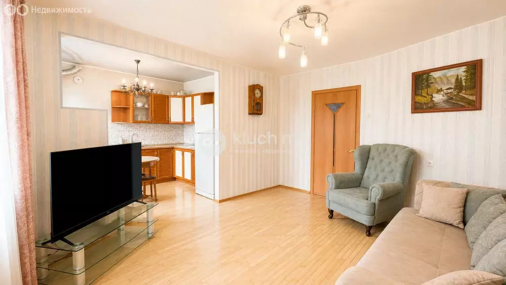 3-комнатная квартира: Казань, Енисейская улица, 8 (65 м) - Фото 1