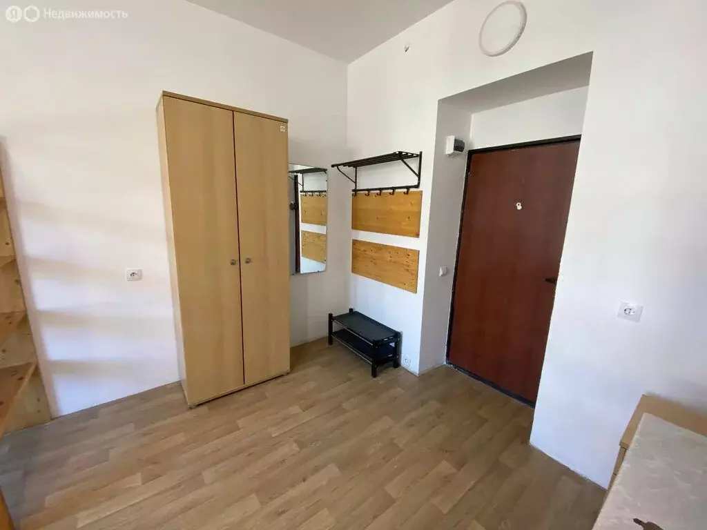 1к в 16-комнатной квартире (18.2 м) - Фото 1