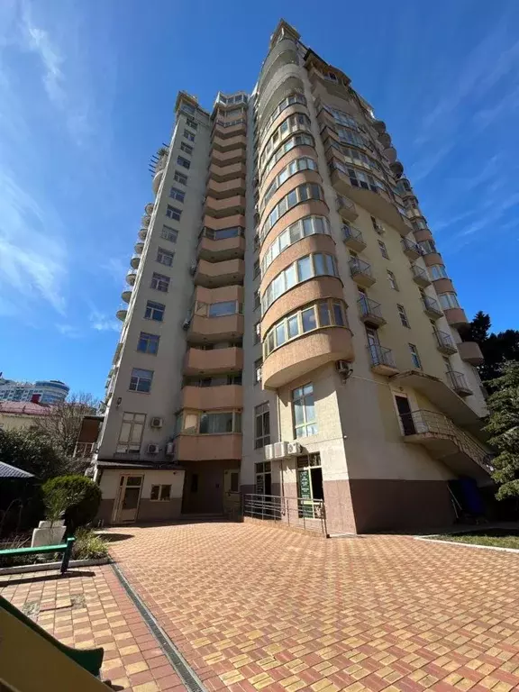 3-к кв. Краснодарский край, Сочи Центральный мкр, ул. Роз, 52 (60.0 м) - Фото 1