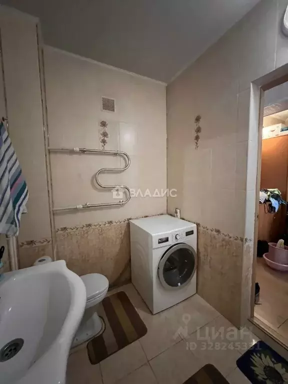2-к кв. Бурятия, Улан-Удэ ул. Цыбикова, 13 (57.8 м) - Фото 2