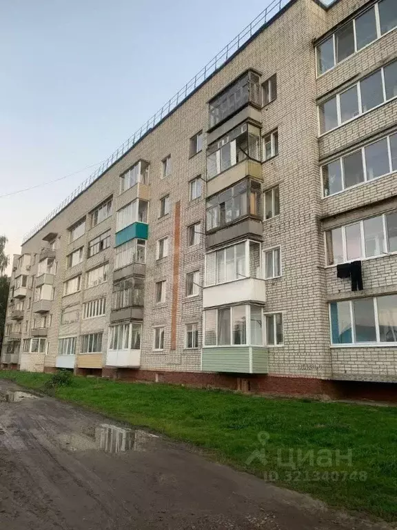 1-к кв. Брянская область, Стародуб Красноармейская пл., 22 (33.0 м) - Фото 1