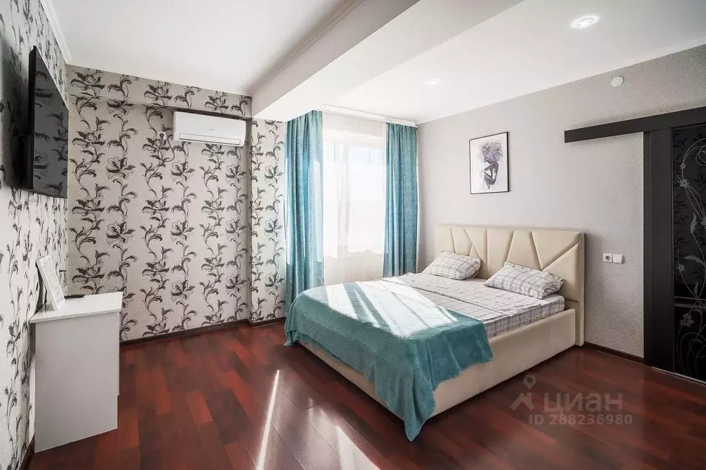 1-к кв. Крым, Симферополь просп. Победы, 36 (42.0 м) - Фото 1