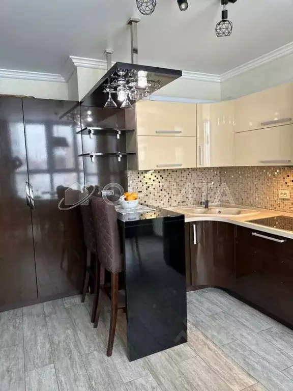 1-к кв. Тюменская область, Тюмень ул. Александра Протозанова, 10 (39.5 ... - Фото 2