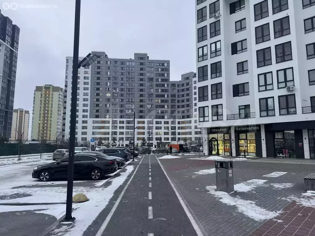 4-комнатная квартира: Тюмень, улица Фармана Салманова, 22 (158 м) - Фото 1