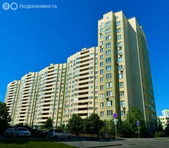 3-комнатная квартира: Тюмень, улица Николая Зелинского, 24 (76.9 м) - Фото 2