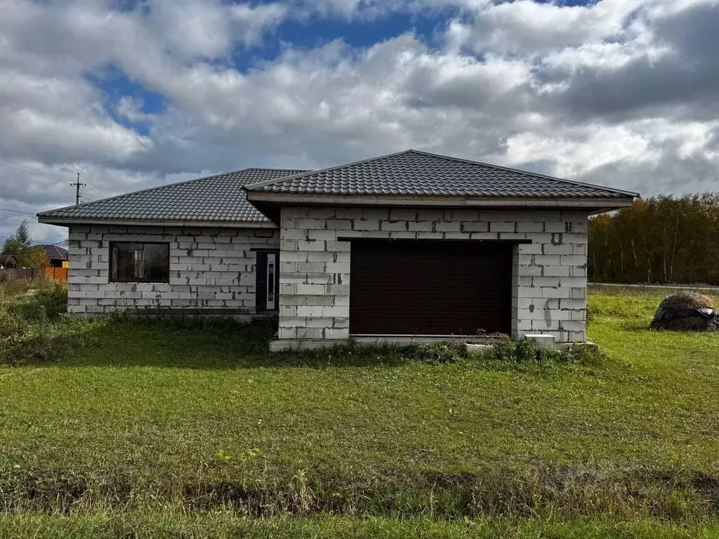 Дом в Омская область, Омский район, Магистральное с/пос, Деревня ... - Фото 2