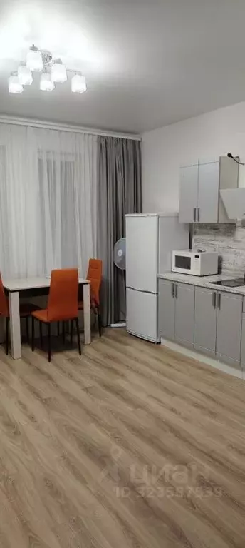 Студия Москва Десеновское поселение, ул. 3-я Нововатутинская, 6 (30.0 ... - Фото 1