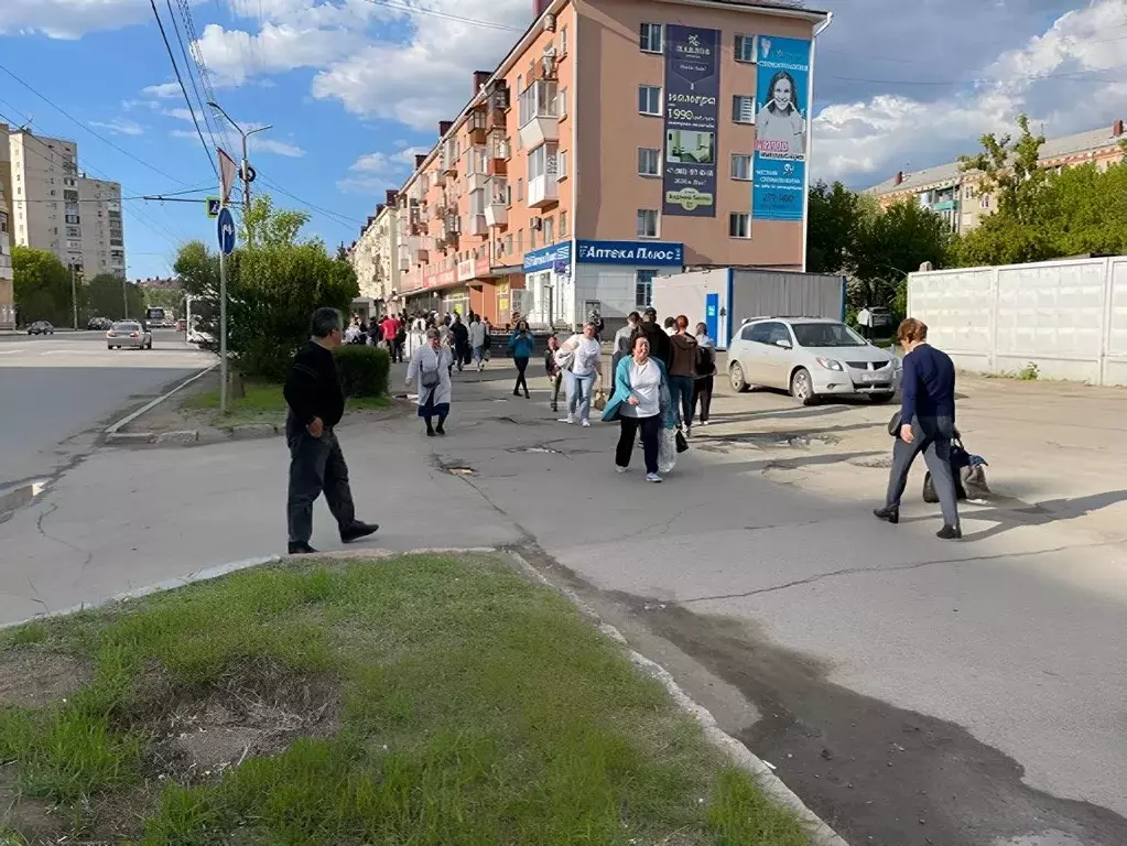 Торговая площадь в Омская область, Омск просп. Карла Маркса, 89 (20 м) - Фото 0