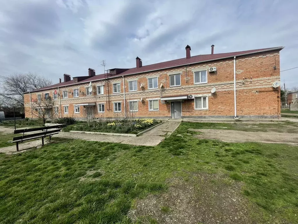 1-к кв. Краснодарский край, Тихорецкий район, Новорождественское ... - Фото 0