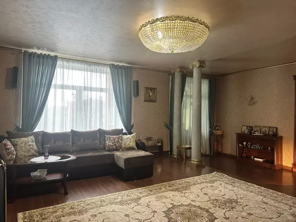 3-к кв. Владимирская область, Александров пер. Красный, 17 (134.5 м) - Фото 1
