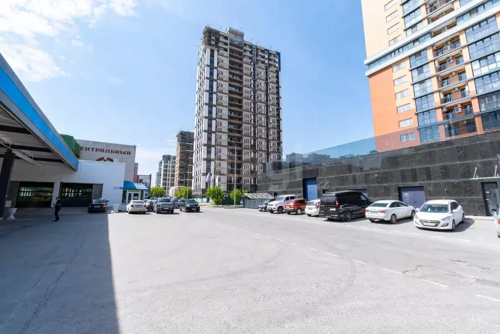 2-комнатная квартира: Тюмень, Профсоюзная улица, 55 (72.7 м) - Фото 1