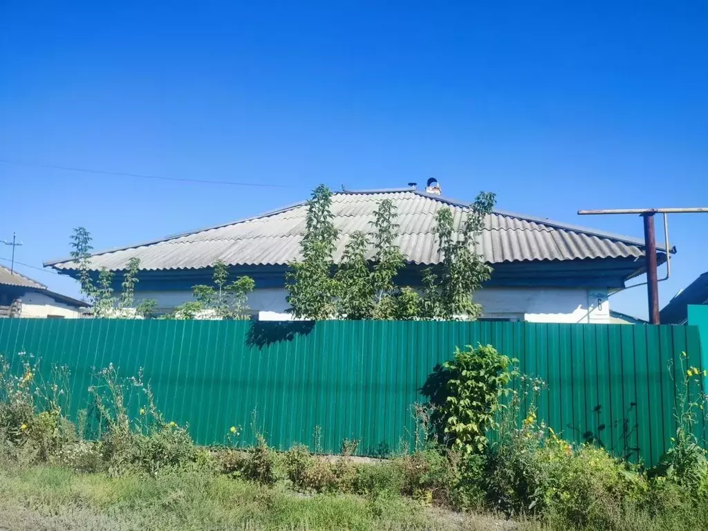 Дом в Новосибирская область, Искитим Парковая ул., 8 (93 м) - Фото 1