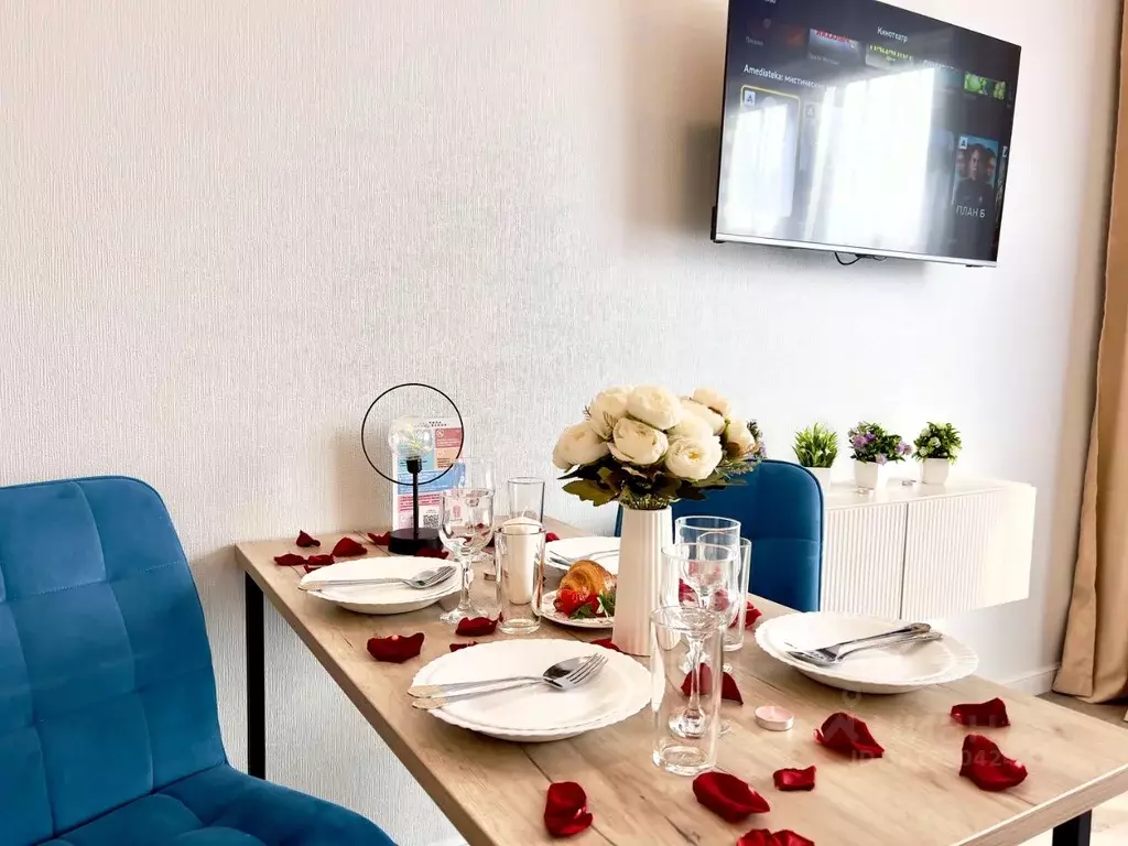 2-к кв. Тюменская область, Тюмень ул. Николая Машарова, 4 (60.0 м) - Фото 2