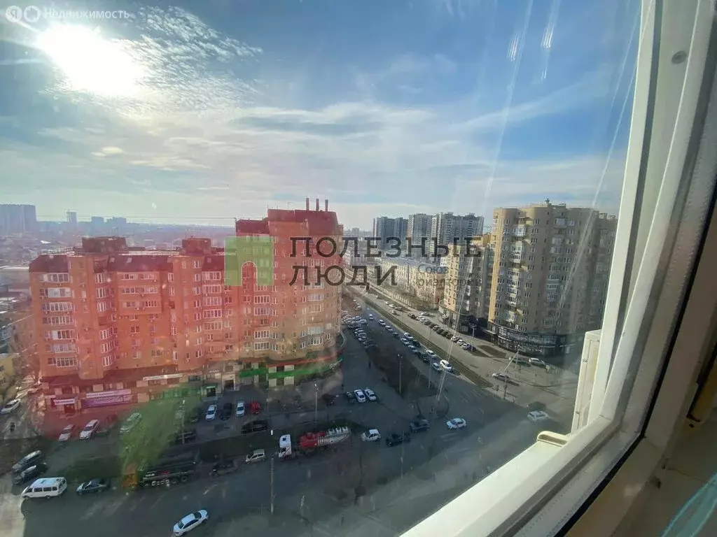 3-комнатная квартира: Астрахань, улица Кирова, 87 (107 м) - Фото 2