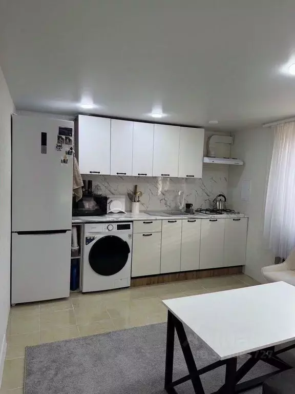 Дом в Крым, Симферополь ул. Софьи Перовской (100 м) - Фото 1