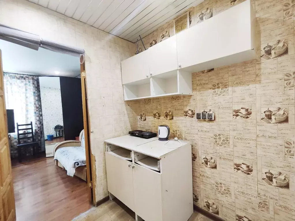 1-к кв. Татарстан, Казань ул. Тар Урам, 3А (18.7 м) - Фото 2