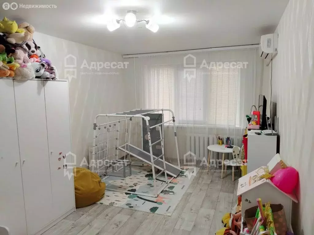 3-комнатная квартира: Волгоград, Удмуртская улица, 93 (60.9 м) - Фото 1