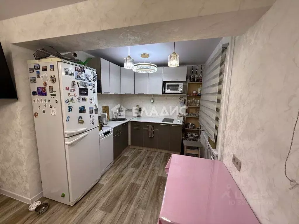 3-к кв. Иркутская область, Иркутск Байкальская ул., 159 (55.4 м) - Фото 0