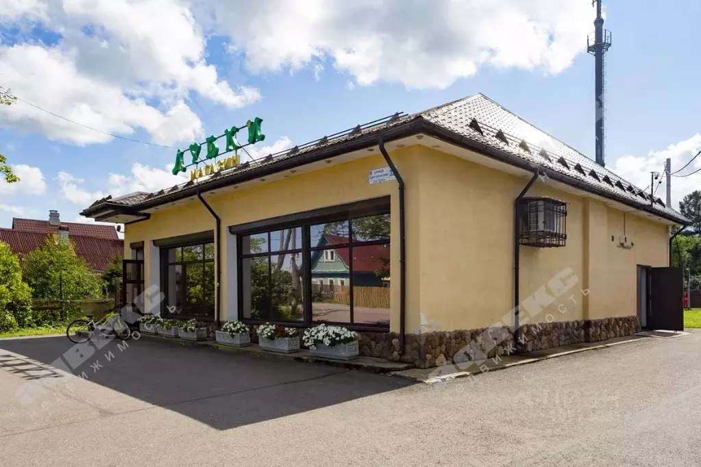 Торговая площадь в Ленинградская область, Ломоносовский район, ... - Фото 2