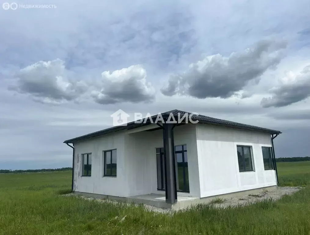 Дом в Калининградская область, Гурьевский муниципальный округ, посёлок ... - Фото 1