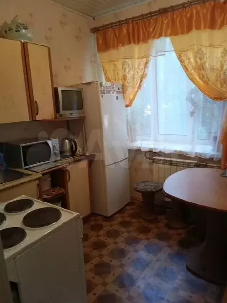 3-к. квартира, 55м, 1/2эт. - Фото 0