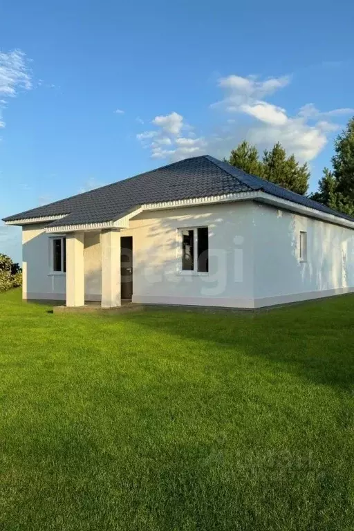 Дом в Башкортостан, Иглинский район, Акбердинский сельсовет, ... - Фото 1