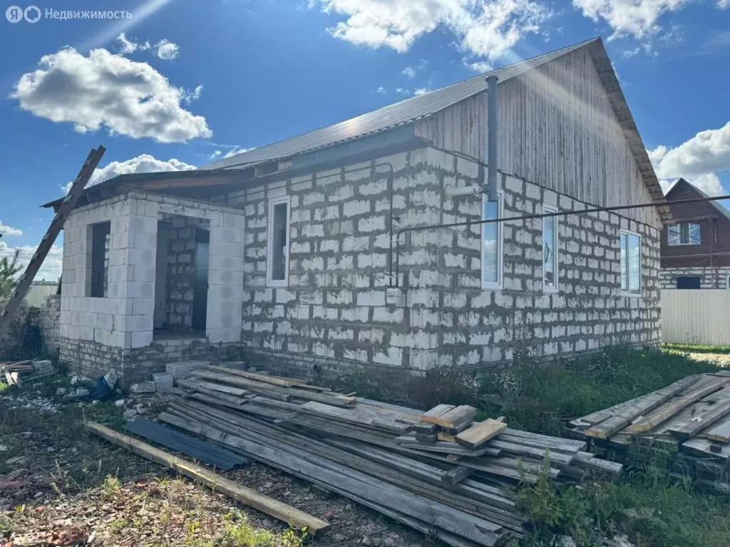 Дом в Курган, жилой район Заозёрный, 17-й микрорайон (124.1 м) - Фото 0