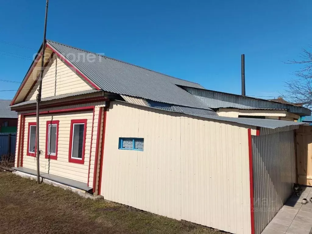 Дом в Башкортостан, Чишминский район, Арслановский сельсовет, д. Ирек ... - Фото 2