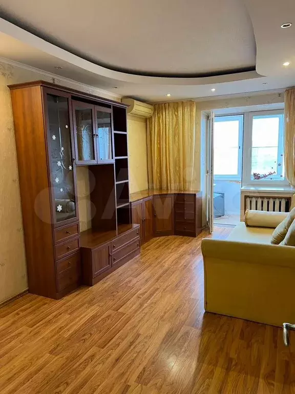 1-к. квартира, 45 м, 8/10 эт. - Фото 1