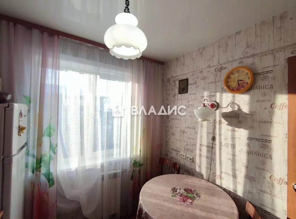 3-к кв. Бурятия, Улан-Удэ ул. Бабушкина, 22 (50.0 м) - Фото 1