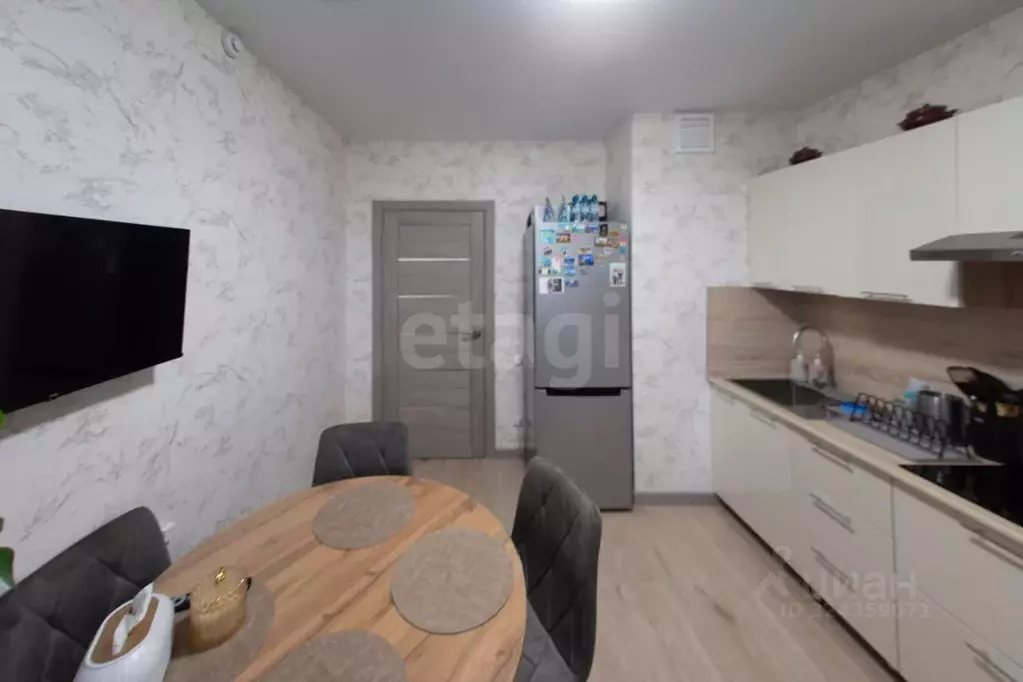 1-к кв. Татарстан, Альметьевск ул. Бигаш, 139 (40.3 м) - Фото 2