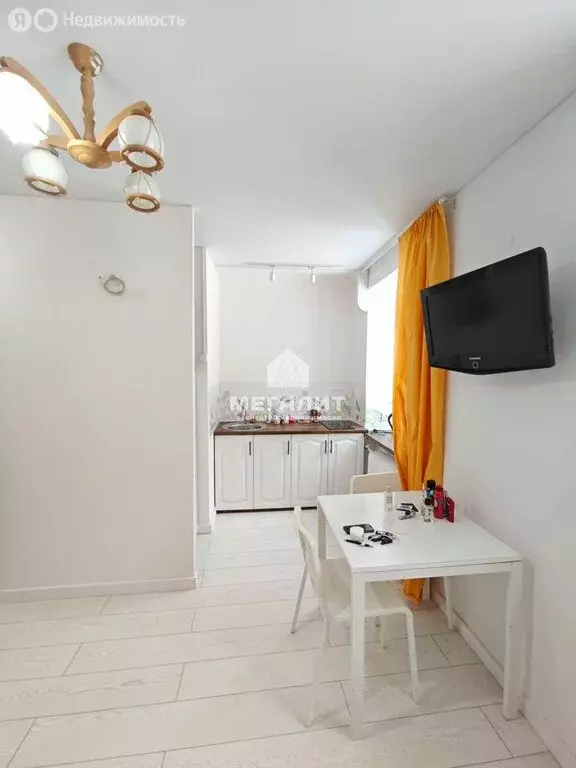 1-комнатная квартира: Казань, Индустриальная улица, 11 (20 м) - Фото 1