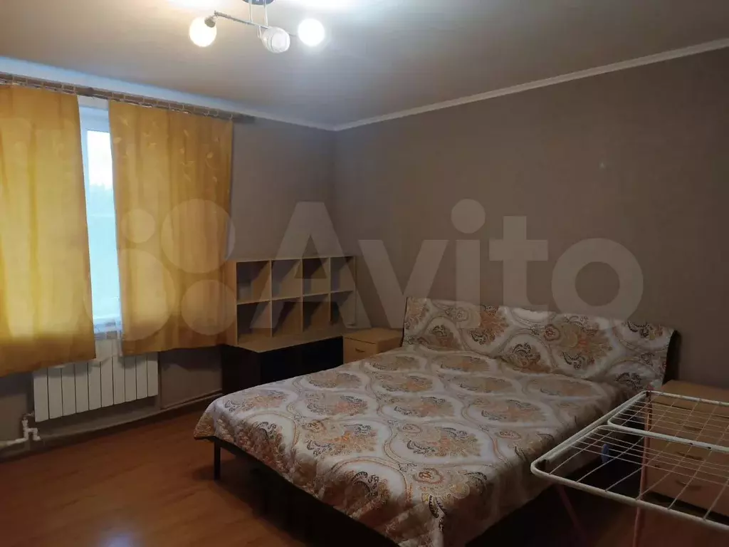 2-к. квартира, 55 м, 3/3 эт. - Фото 0