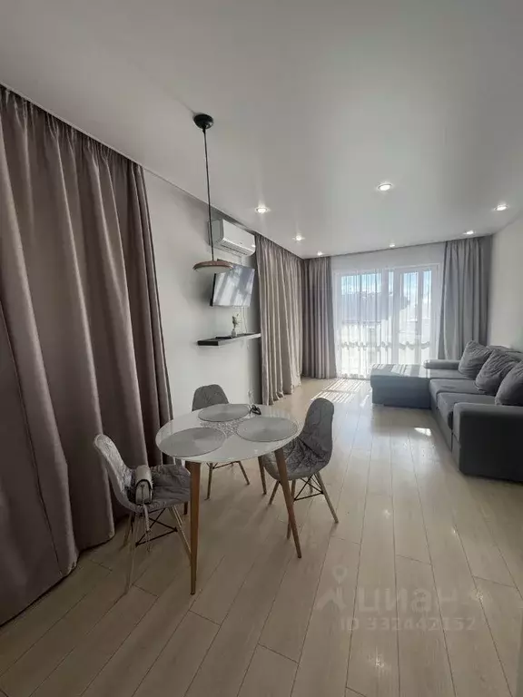 2-к кв. Бурятия, Улан-Удэ ул. Жердева, 42Бк3 (52.0 м) - Фото 1