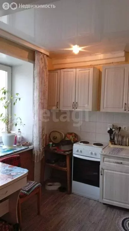 3-комнатная квартира: Ирбит, улица Революции, 64 (53.9 м) - Фото 1