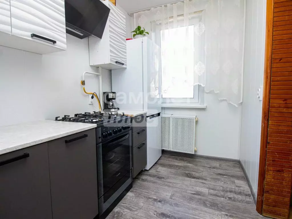 3-к кв. Ульяновская область, Ульяновск Оренбургская ул., 36 (73.8 м) - Фото 0