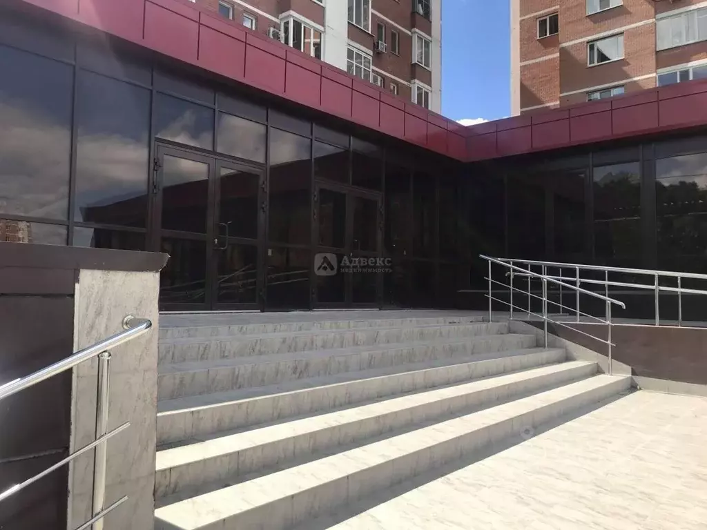 Торговая площадь в Тюменская область, Тюмень ул. Николая Федорова, ... - Фото 0