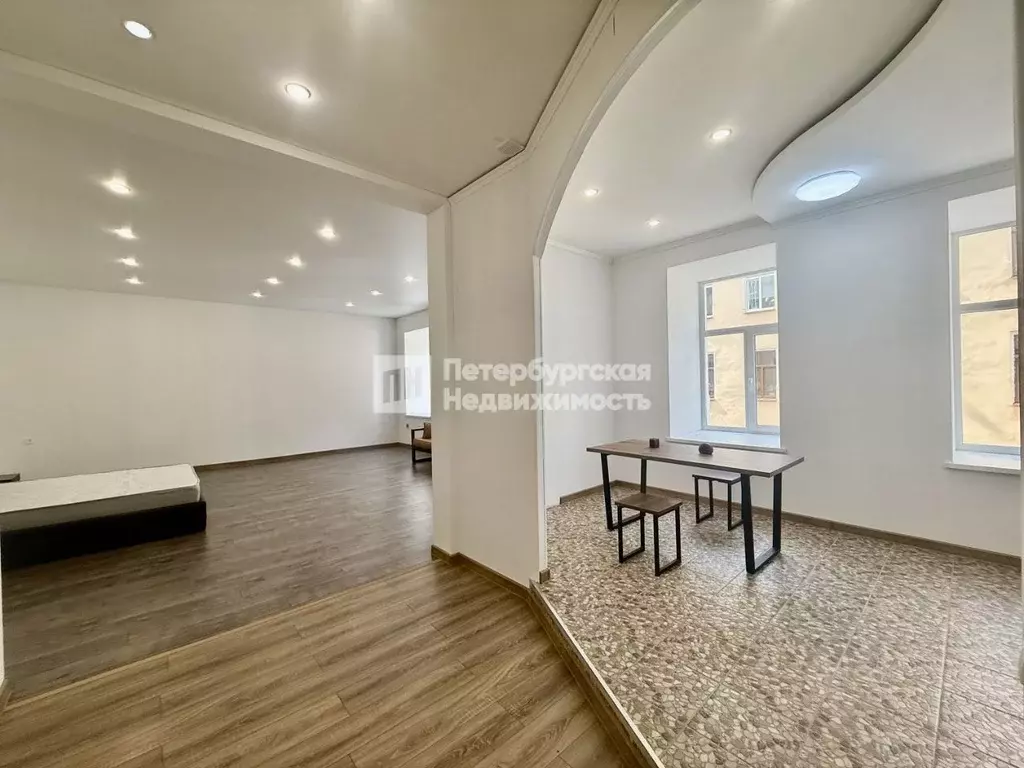 Студия Санкт-Петербург Невский просп., 134Б (71.1 м) - Фото 0