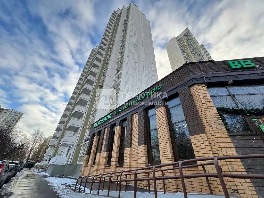 Продается 3-комнатная квартира - Фото 1